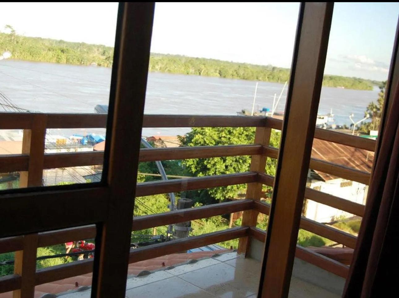 Hostal El Puerto Yurimaguas Buitenkant foto