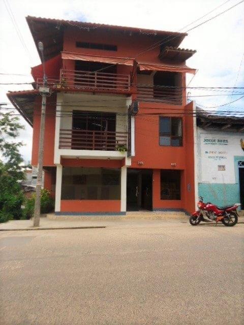 Hostal El Puerto Yurimaguas Buitenkant foto