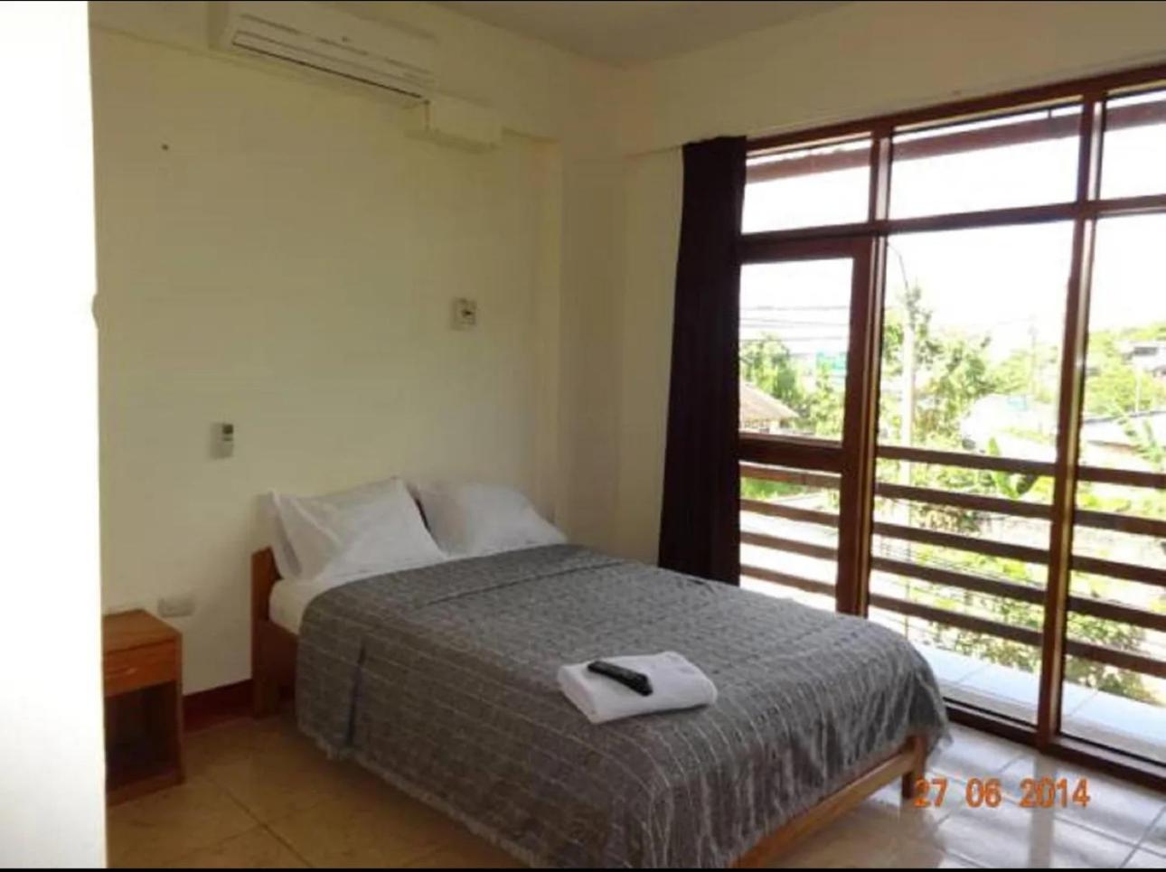 Hostal El Puerto Yurimaguas Buitenkant foto