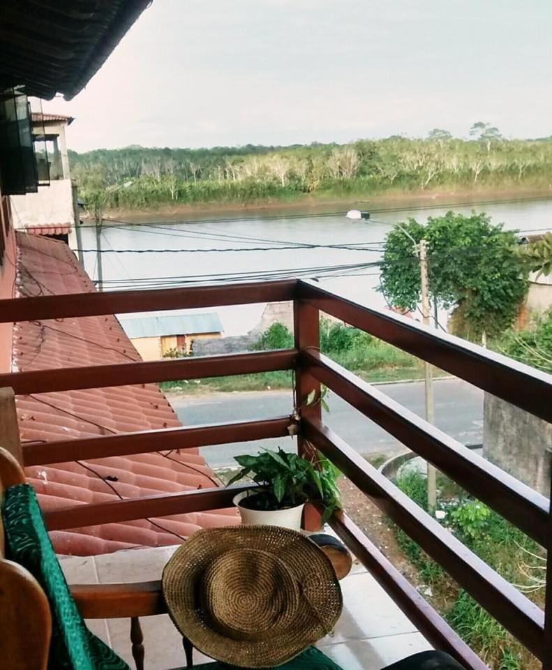 Hostal El Puerto Yurimaguas Buitenkant foto