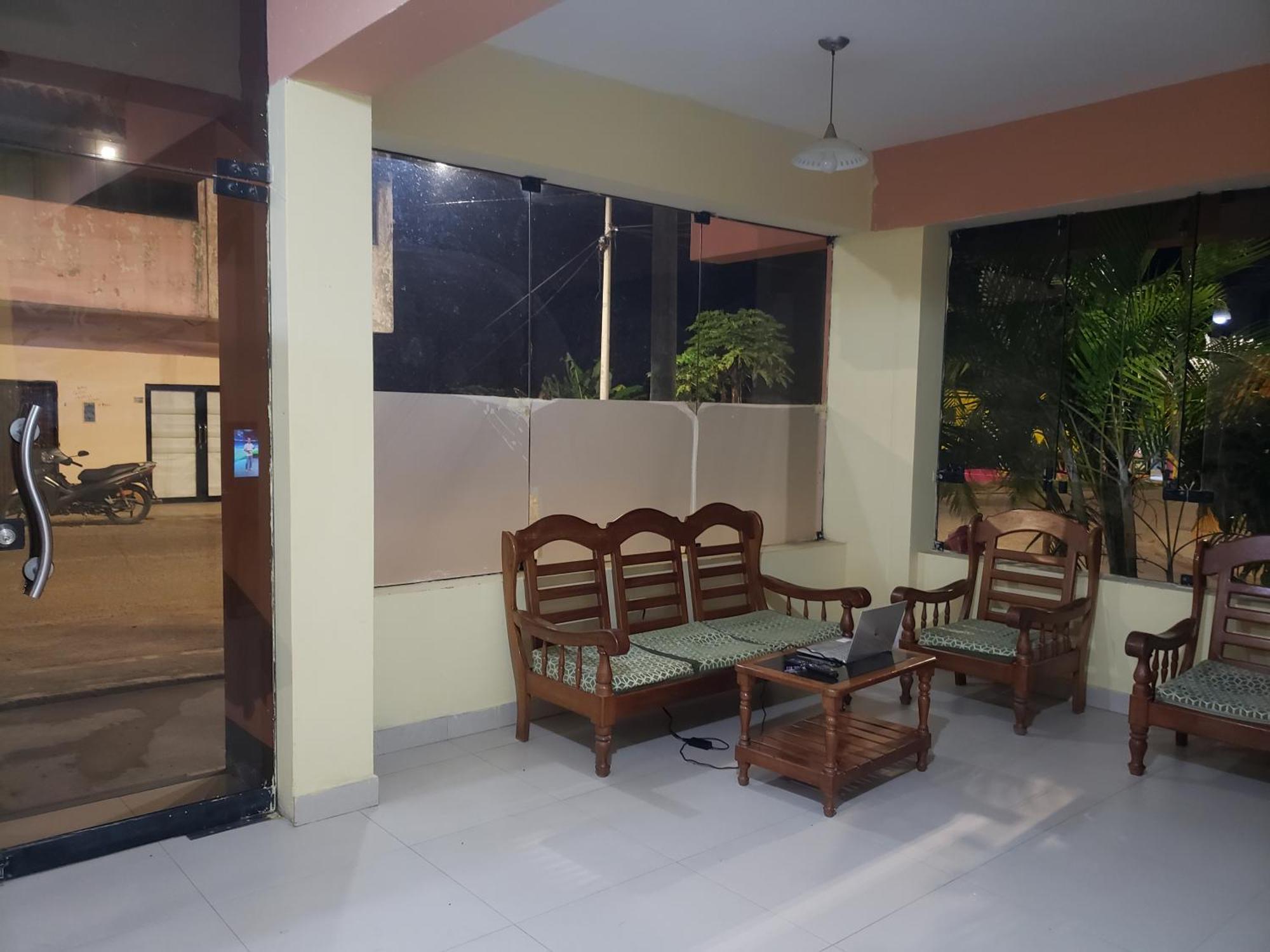 Hostal El Puerto Yurimaguas Buitenkant foto