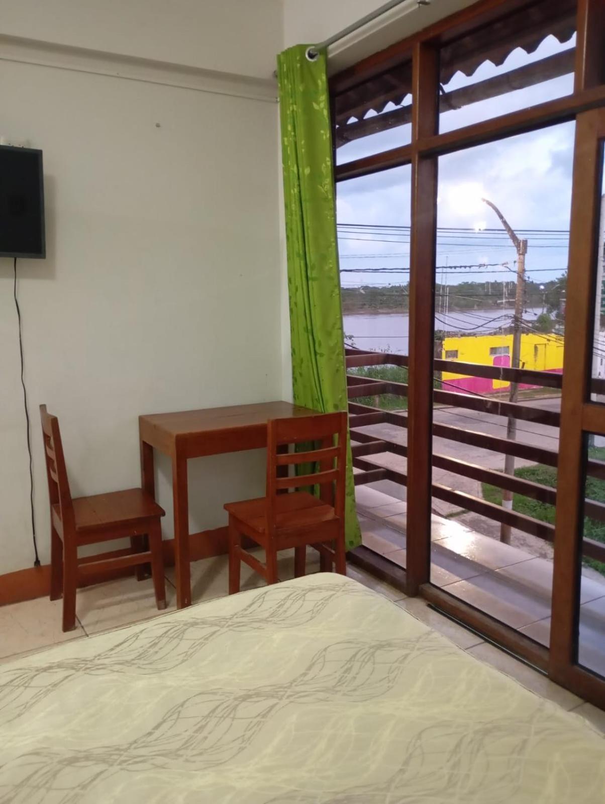 Hostal El Puerto Yurimaguas Buitenkant foto