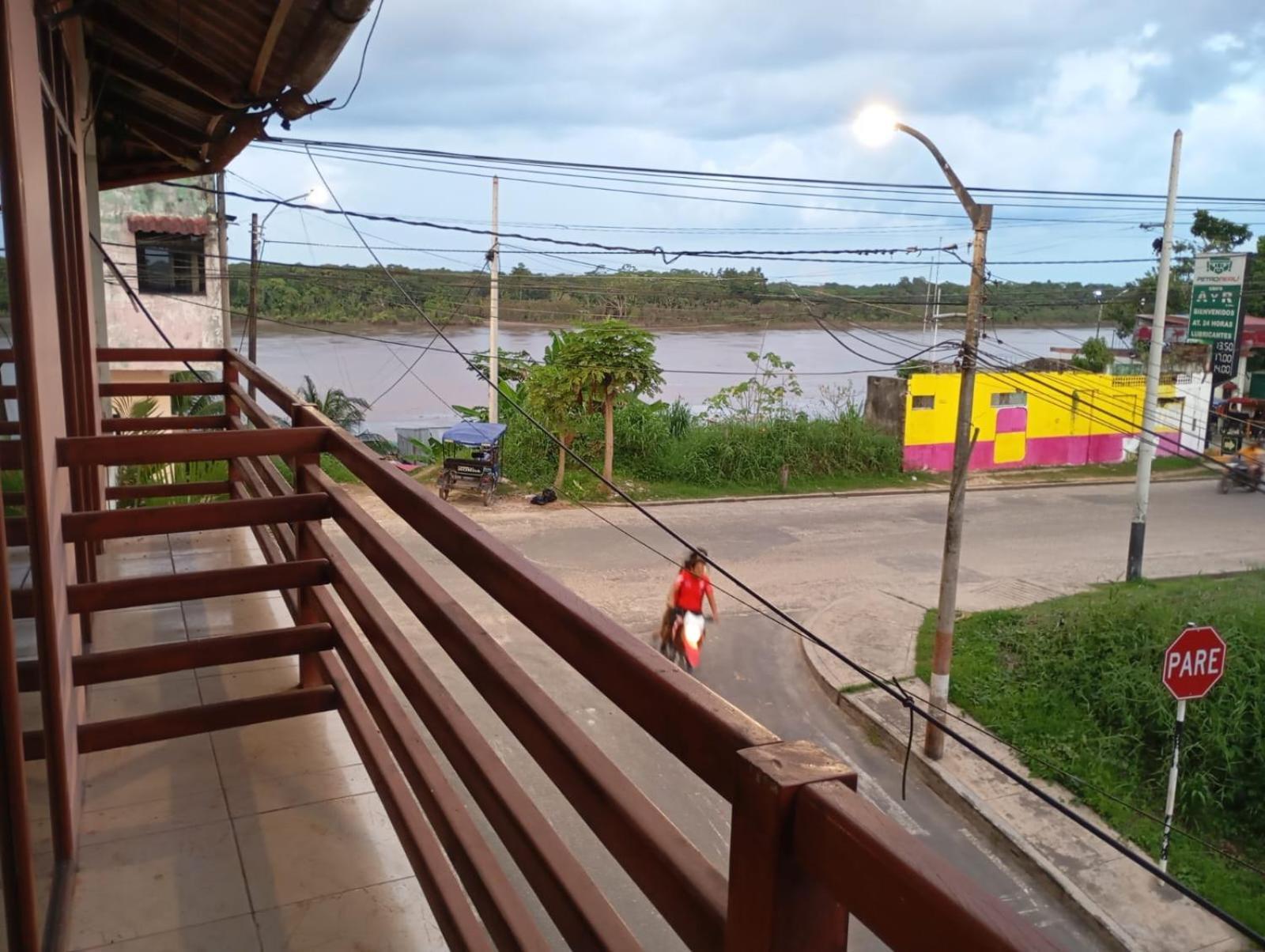Hostal El Puerto Yurimaguas Buitenkant foto