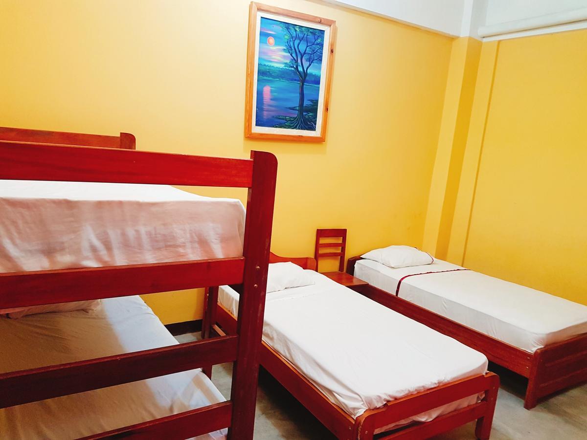 Hostal El Puerto Yurimaguas Buitenkant foto